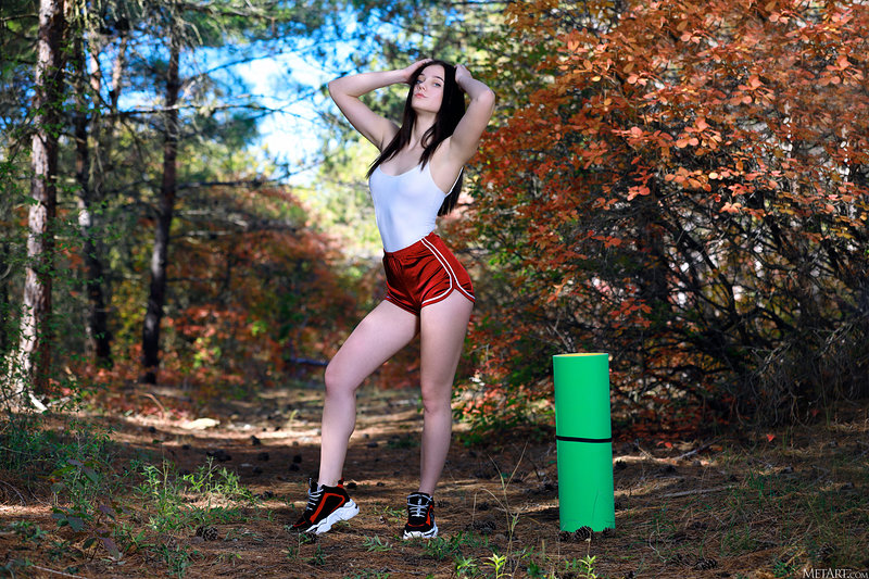 Фаина, 27 лет, 2 размер груди